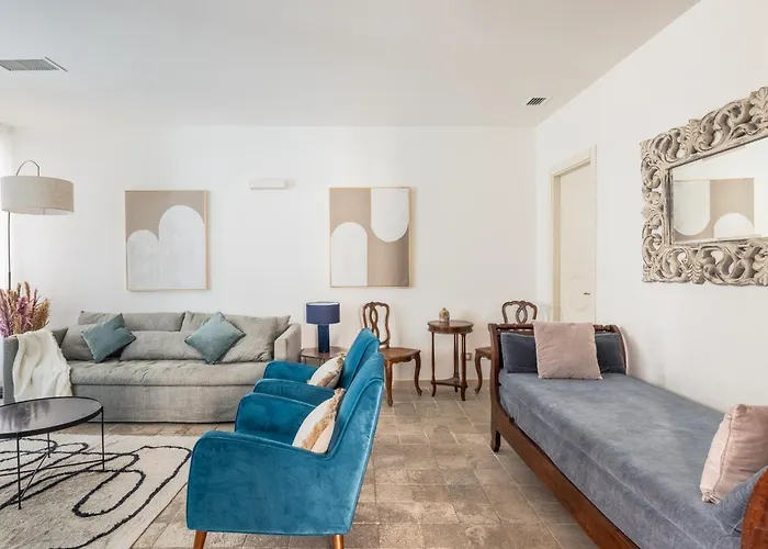 Boutique Near Piazza Di Spagna דירה רומא